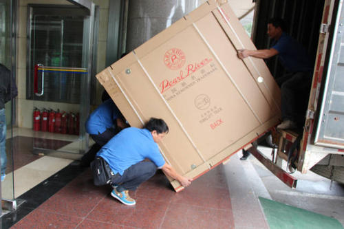 武陵源钢琴贵重工艺品无忧运